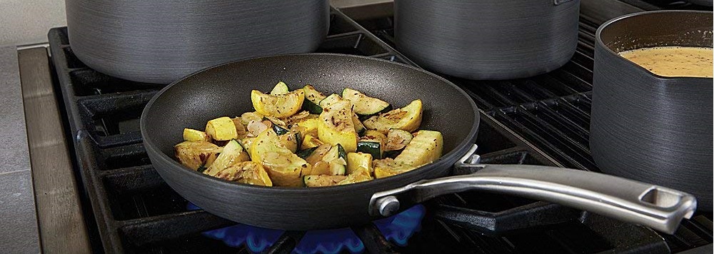 What is the best cookware for gas stoves?